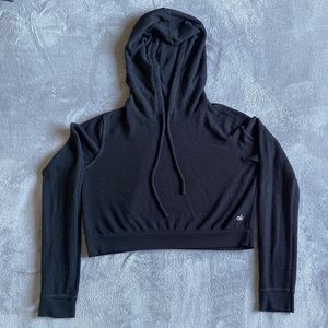 ✨🌙Alo Crop Top Yoga Sweater🌙✨